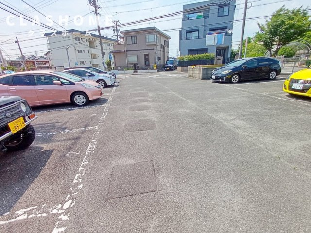 リトルアイランド　　　刈谷市の賃貸ならクラスホーム刈谷店の駐車場