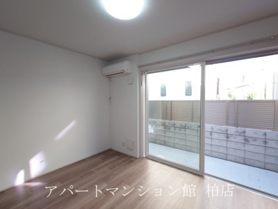 【洋室】 | ボヌールメゾンC