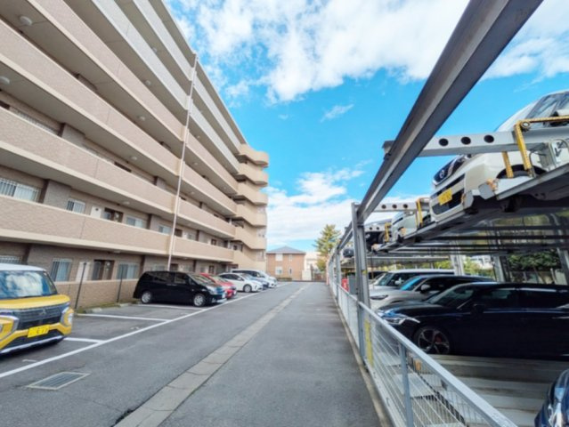 プライムスクエアー佐貫駅前の駐車場