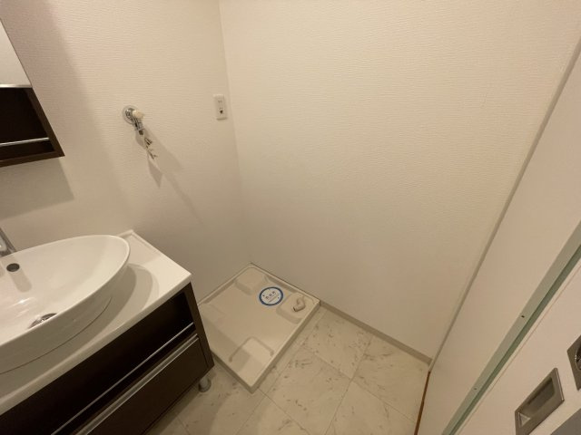 南堀江プライマリーワンの洗面所|イメージとして他号室の室内写真を表示しています