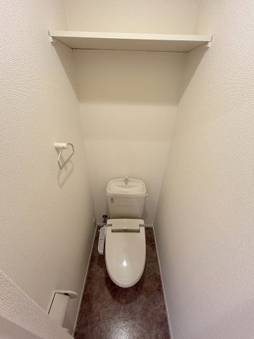 練馬区石神井台４丁目の賃貸マンションのトイレ