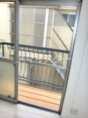 板橋区大和町のアパートのバルコニー