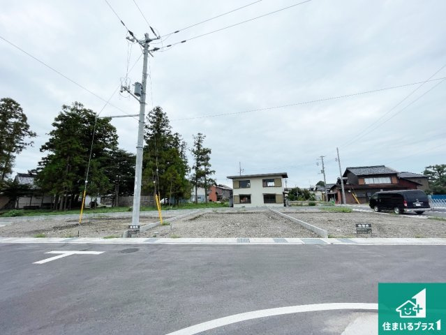 彦根市川瀬馬場町　第9期　新築一戸建ての外観|現在建築中！落ち着いた街並みで新生活を始めることが出来そう！周辺の物件も併せてご紹介させて頂きます！