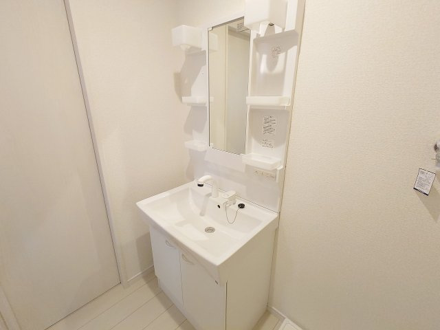 セブンスター栄町の洗面所|※別号室写真(現状優先)