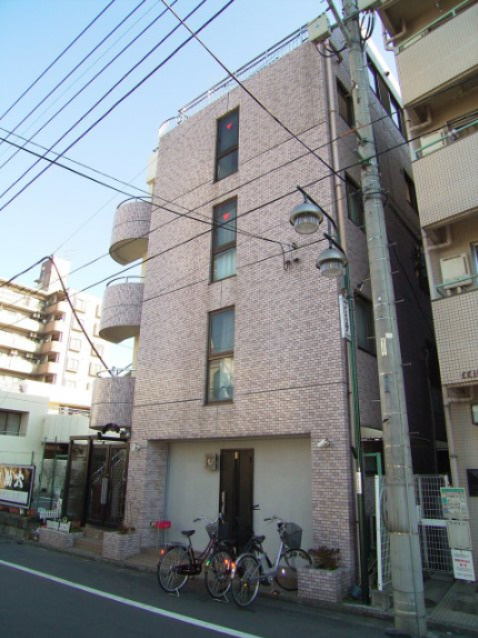 ブリッヂ金子の外観