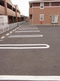 【駐車場】 | カレント | 駐車場です