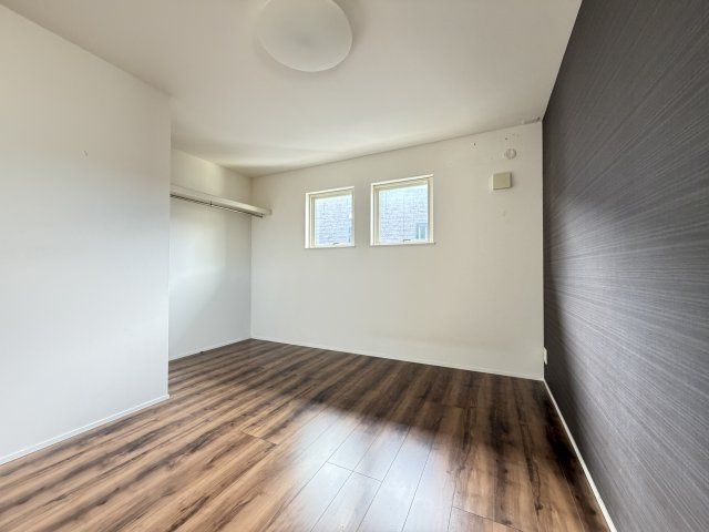 稲積1丁目中古戸建の洋室|使い勝手のいい洋室です