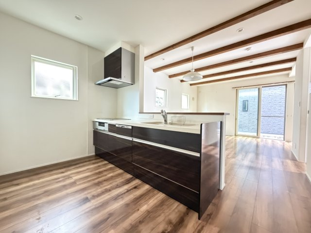 稲積1丁目中古戸建のキッチン|お料理しやすいキッチンです