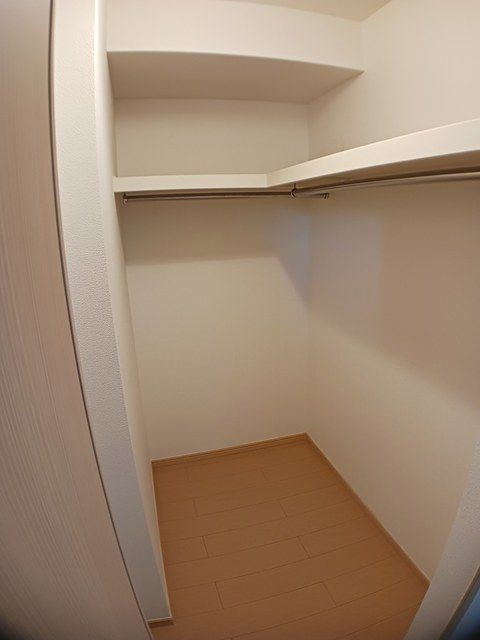 サンハイツ北六甲五番館の収納