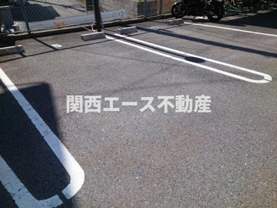 【駐車場】 | T・Y