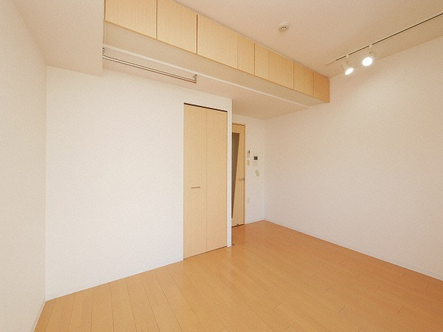 セレニテ難波西の居間・リビング|イメージとして同マンション他部屋を表示しています