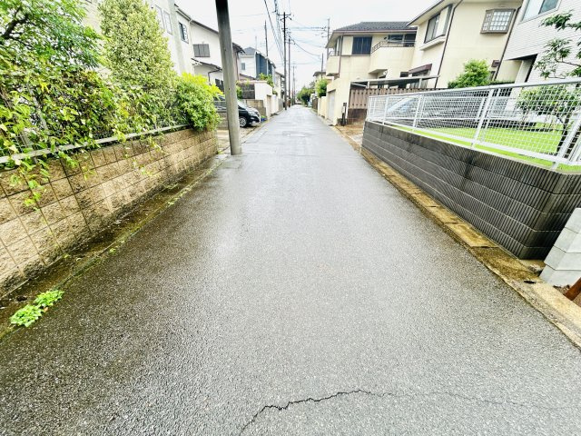 千葉市若葉区千城台東２丁目２８番の前面道路含む現地写真|9/7撮影