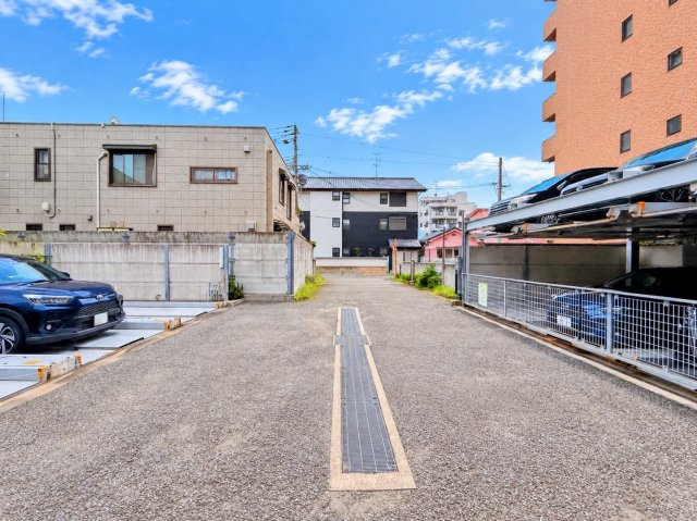 ネバーランド西宮鳴尾ソレイユの駐車場