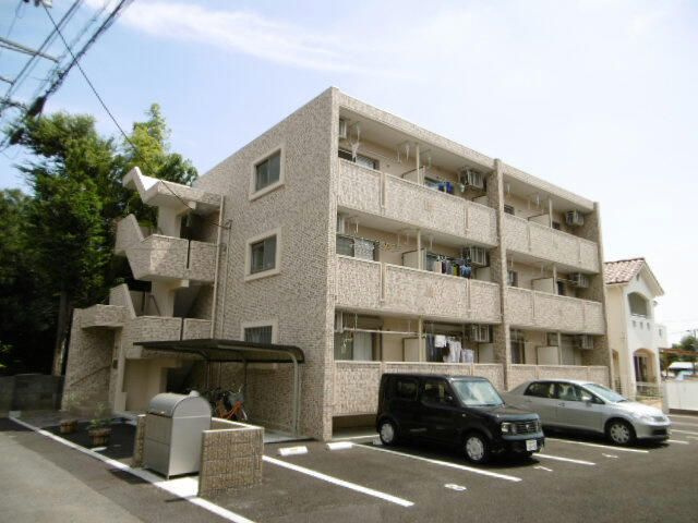 相模原市緑区元橋本町の賃貸マンション