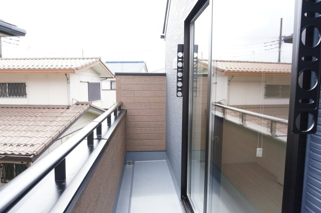 草加市柳島町 新築分譲住宅のバルコニー