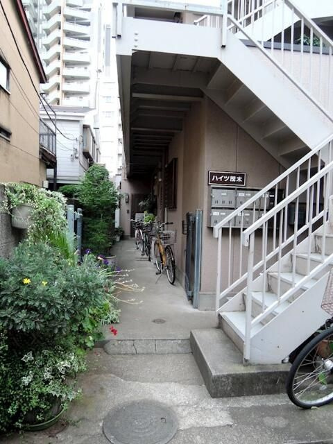 ハイツ茂木のエントランス