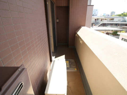 プレール・ドゥーク文京茗荷谷のバルコニー|※別部屋写真