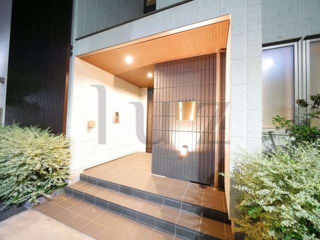 ルーチェへーベルメゾン元住吉のエントランス