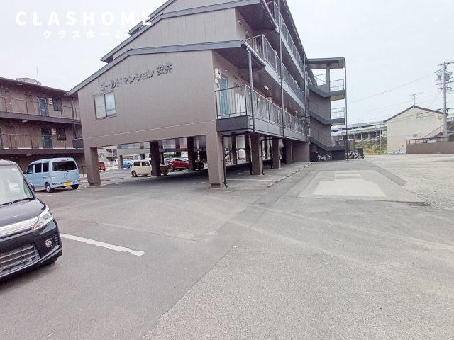 ゴールドマンション安井Ⅰ　　刈谷市近郊の賃貸はクラスホームの駐車場