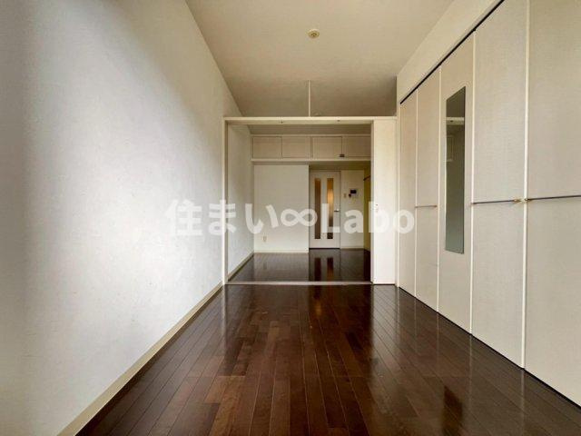 №51　PROJECT2100日赤通りの居間・リビング|同建物別部屋参考写真