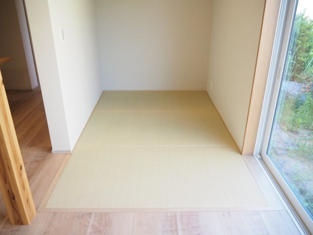 坂井市三国町新宿　フルリノベーションハウスの和室