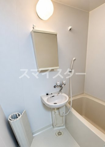 市川市東大和田１丁目の賃貸マンションのトイレ