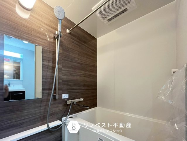 小阪ハイライフの浴室|浴室暖房換気乾燥機完備◎オートバス機能は家事の効率を上げてくれます◎
