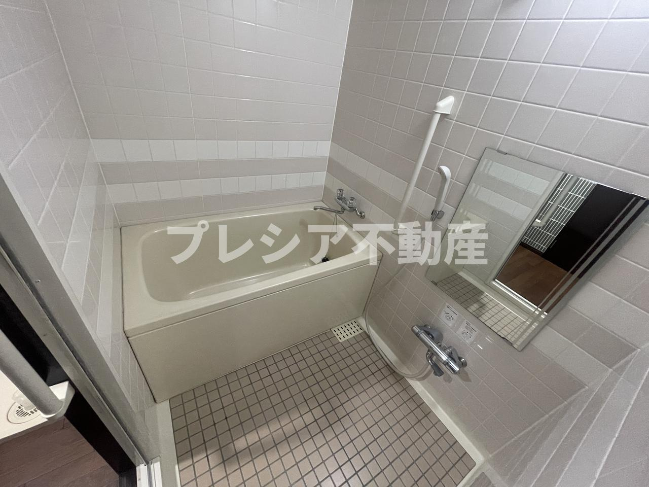 鐘紡夙川台マンションの浴室