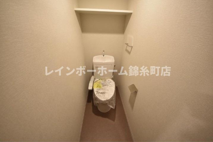 市川市市川２丁目の賃貸マンションのトイレ