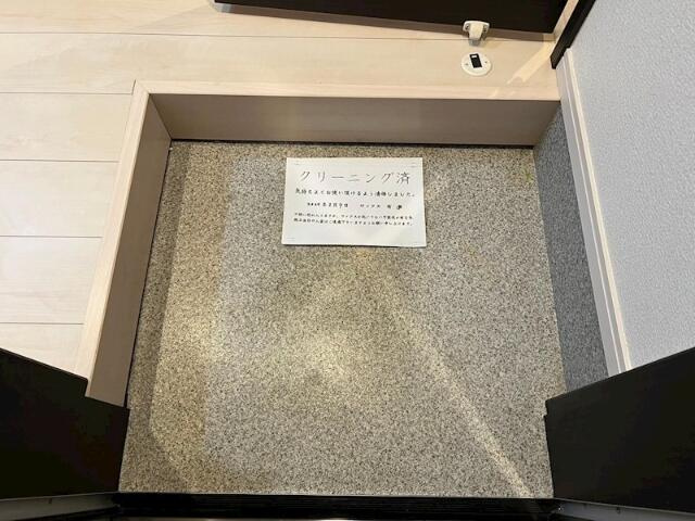グランシャレー梅島Ⅲの玄関
