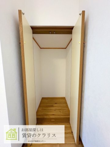 嵐山薬師下町（ガレージ付き）貸家