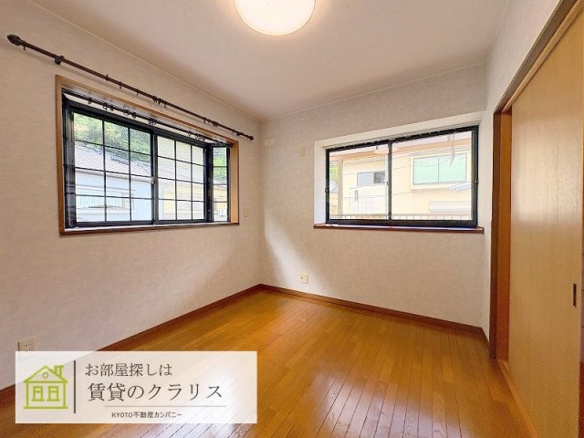 嵐山薬師下町（ガレージ付き）貸家の内装
