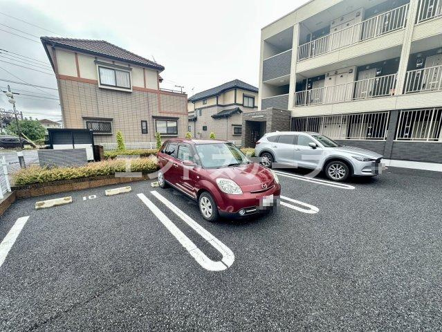 サウス　グレースマンションの駐車場|高崎、前橋のお部屋探しはエンドスケープまで！お客様の理想お聞かせ下さい♪
