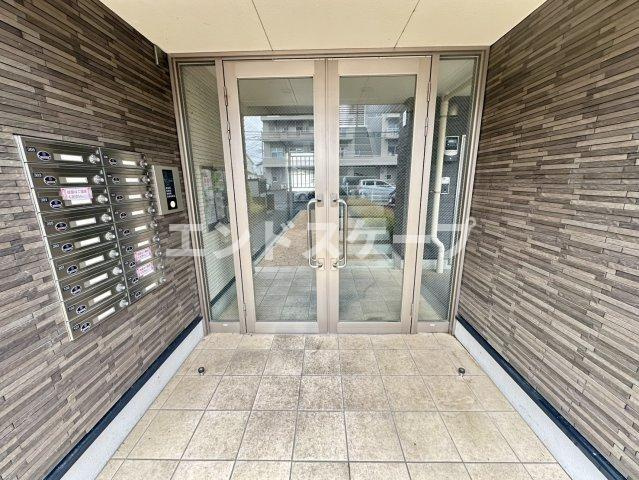 サウス　グレースマンションのエントランス|高崎、前橋のお部屋探しはエンドスケープまで！お客様の理想お聞かせ下さい♪
