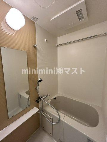 IW RESIDENCE大阪CREST TAPPの浴室