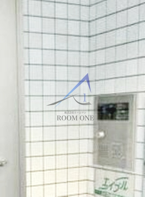 Ｌｕｍｉｅｒｅのセキュリティ|オートロックです。