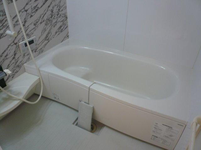 【浴室】 | シャルマン北大路 | コンパクトで使いやすいお風呂です