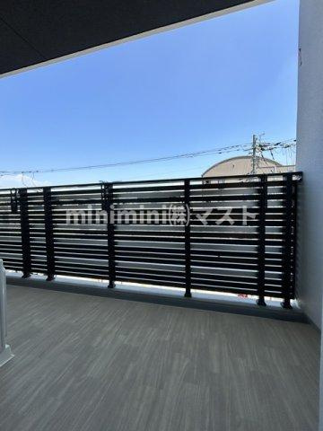 IW RESIDENCE大阪CREST TAPPのバルコニー