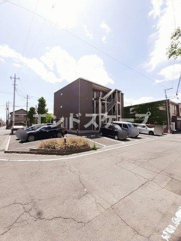 Ｌａｇｏｍ城東の駐車場|高崎、前橋のお部屋探しはエンドスケープまで！お客様の理想お聞かせ下さい♪