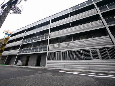 シーネクス東神奈川の外観