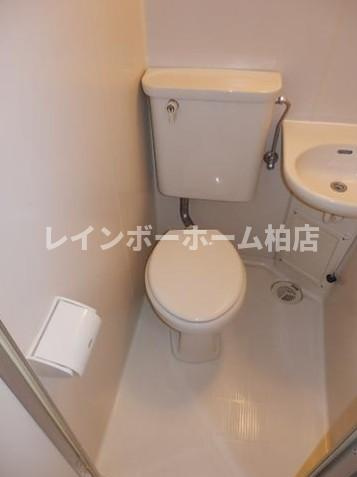 特典：仲介手数料が無料です!!のトイレ