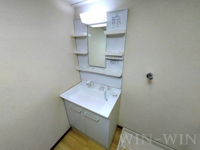 ヴィラウィルの独立洗面台|イメージ（同建物内別部屋の写真です）
