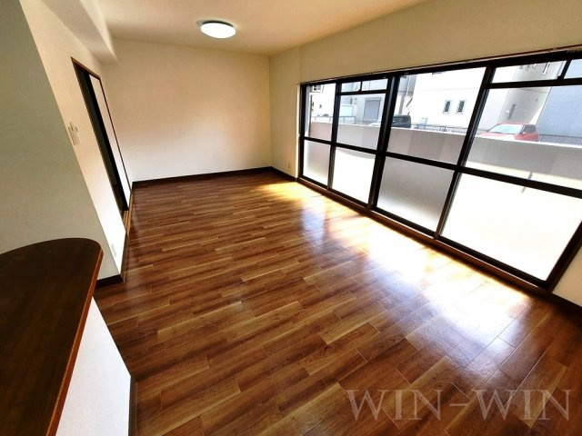 ヴィラウィルの居間・リビング|イメージ（同建物内別部屋の写真です）