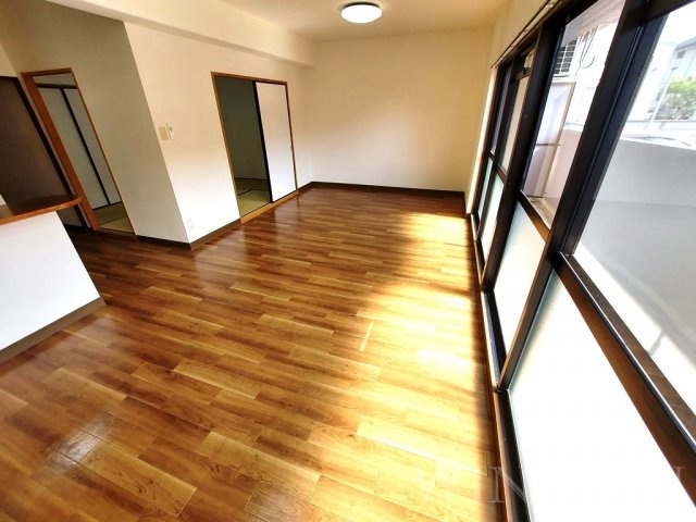 ヴィラウィルの居間・リビング|イメージ（同建物内別部屋の写真です）