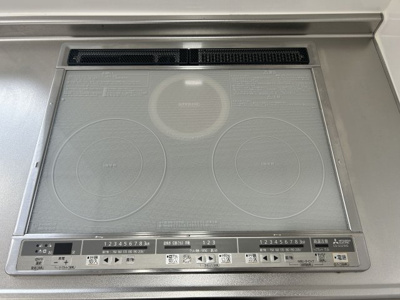 【キッチン】 | 手鎌売家 | 火を使わないから安心！お掃除もサッと拭くだけのIHヒーター
