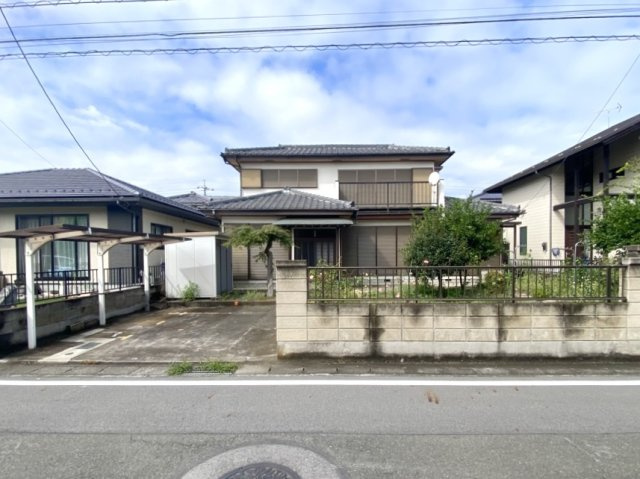 【中古戸建】前橋市下川町の外観|■外観|シンプルで洗練されたデザインは住まう人の色に染まり、個性を映し出します♪本日見学可能(*＾＾*)
