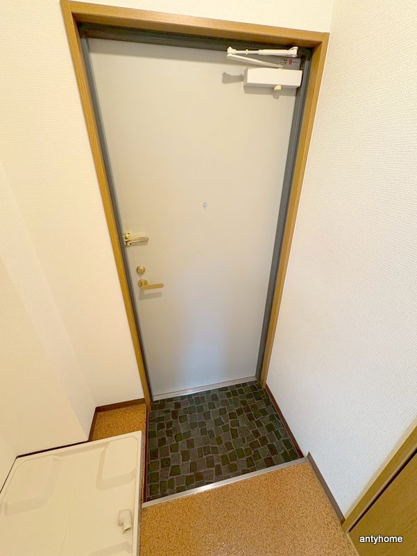 B-RISE新町　仲介手数料無料の玄関
