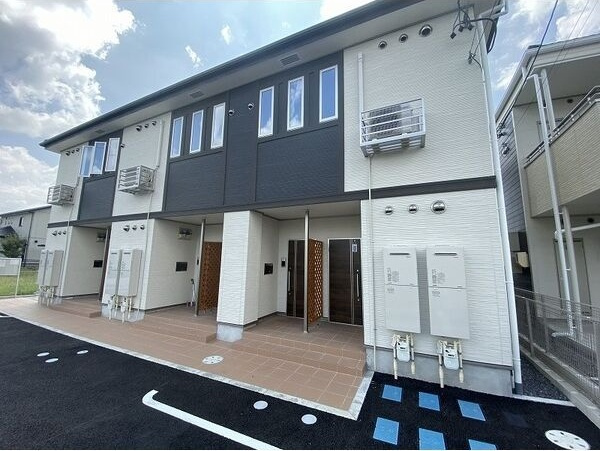 ルミエール　　　刈谷市近郊の賃貸はクラスホーム刈谷店のエントランス