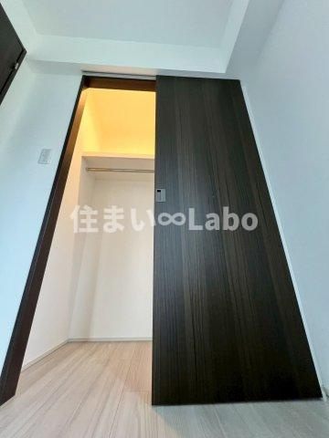 オープンレジデンシア天神今泉の収納|同建物別部屋参考写真