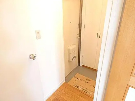 戸部コーポの玄関